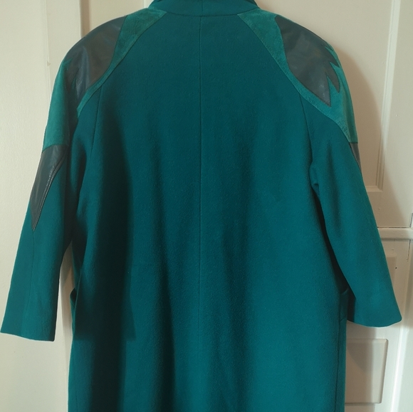 Unique Vintage Jacket - Picture 3 of 4